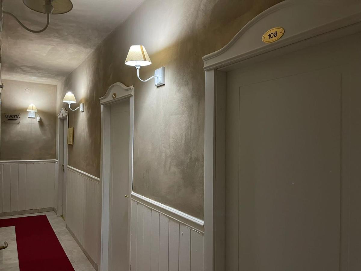 Hotel Aurelia Milano Centrale Eksteriør billede
