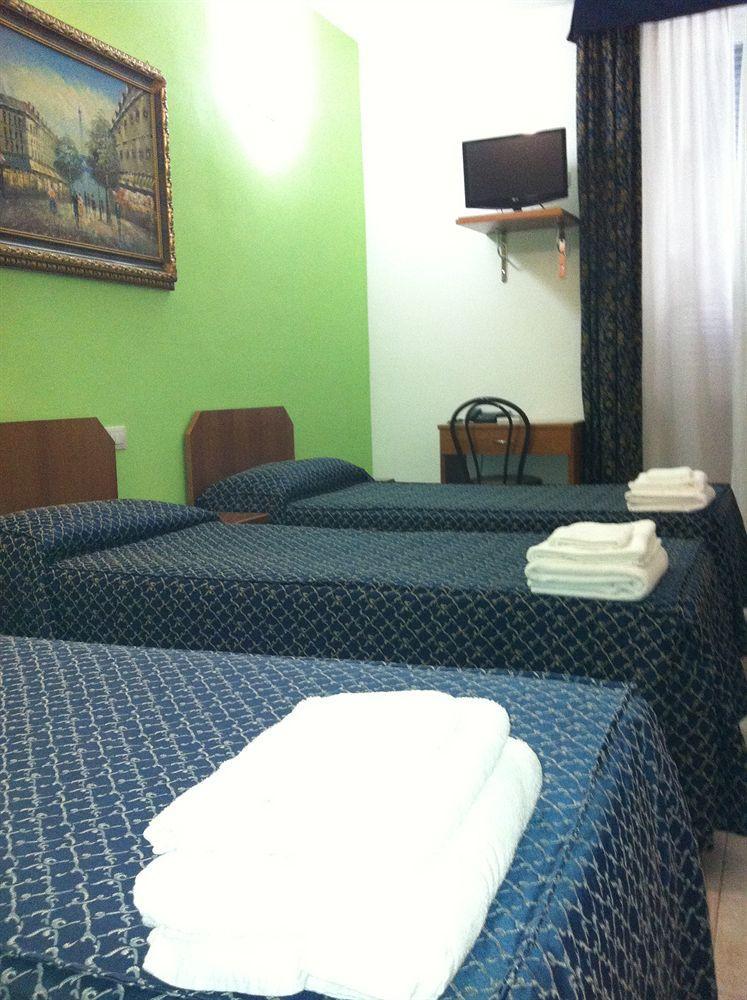 Hotel Aurelia Milano Centrale Eksteriør billede
