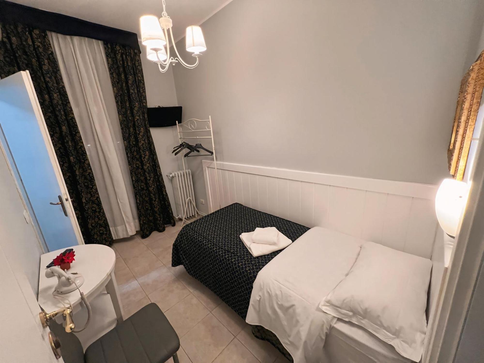 Hotel Aurelia Milano Centrale Værelse billede