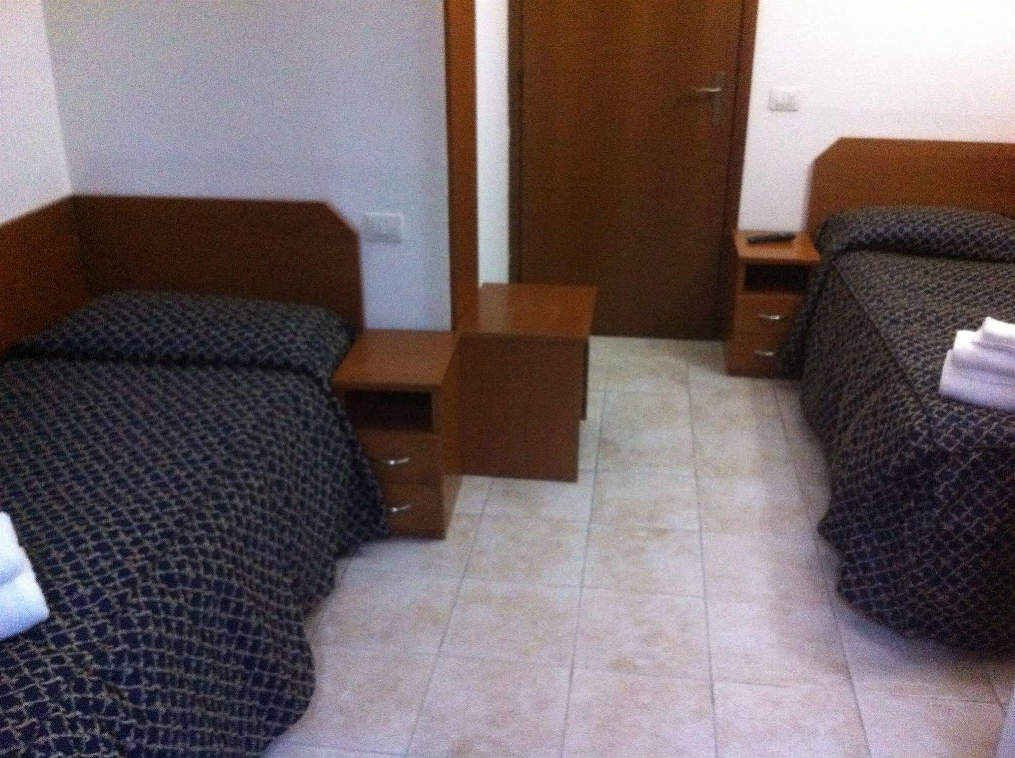 Hotel Aurelia Milano Centrale Eksteriør billede