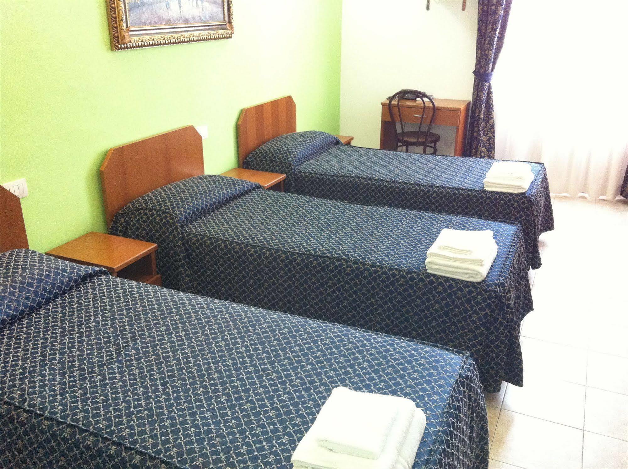 Hotel Aurelia Milano Centrale Eksteriør billede