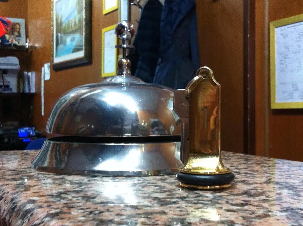 Hotel Aurelia Milano Centrale Eksteriør billede